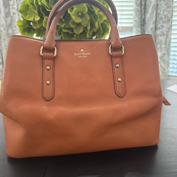kate spade Handbags - Kate Spade Tan Leather Satchel purse